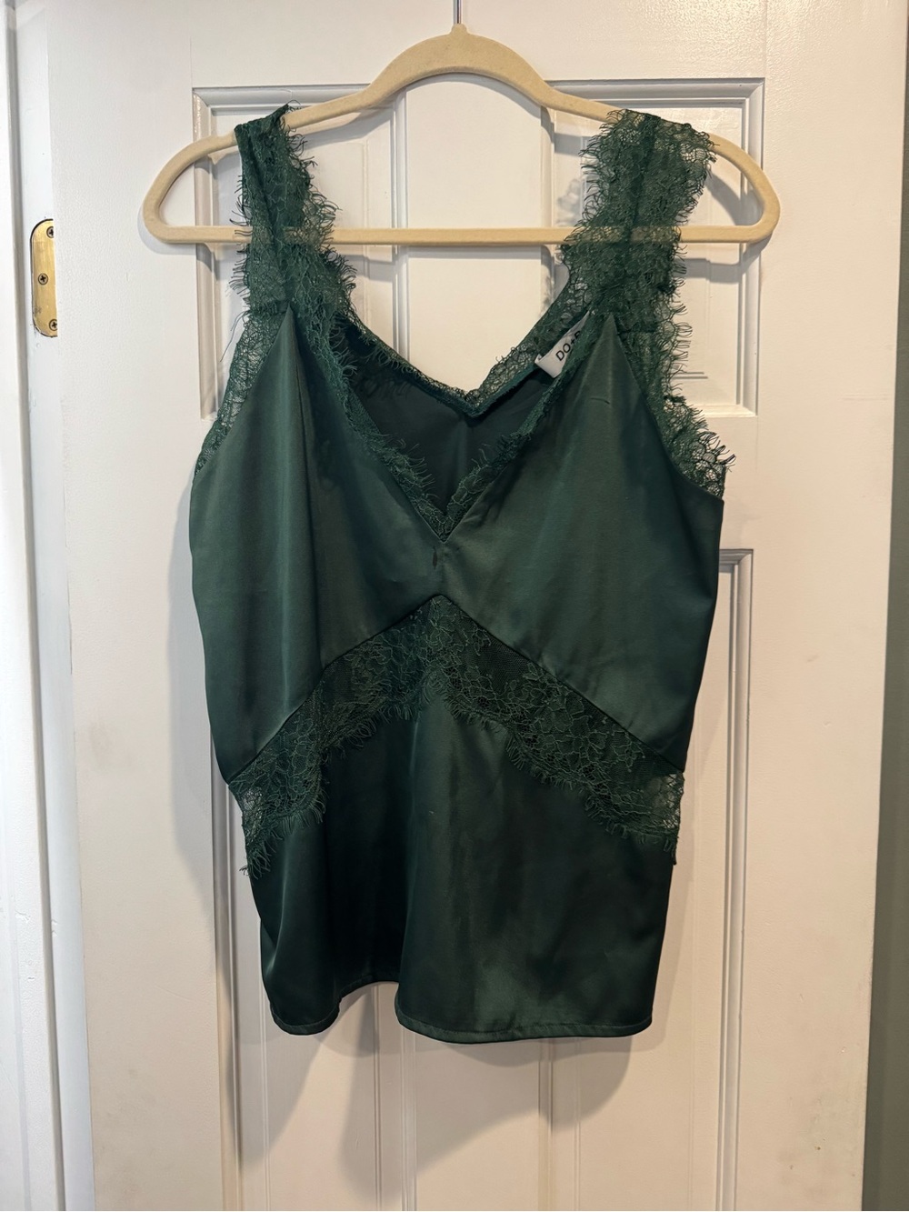 Do & Be women’s Silky Lace Trim Cami Tank in Deep Emerald size small